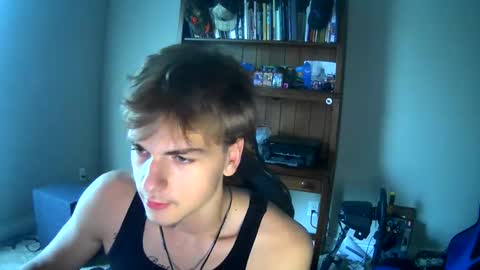 Snapshot of thevincegray chatting on June 2026 10:52:02 PM Vince online show from June 2026 10:52:02 PM