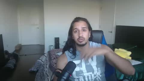 Snapshot of theworldisavampire2 chatting on September 2025 09:50:01 PM theworldisavampire2 online show from September 2025 09:50:01 PM
