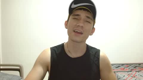 Snapshot of thiago_deseo69 chatting on May 2026 01:47:01 AM thiago_deseo69 online show from May 2026 01:47:01 AM