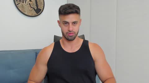 thiago_driussi online show from December 2024 05:07:02 AM