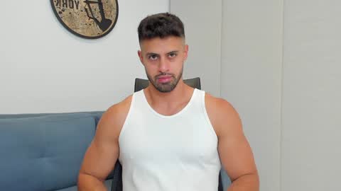 thiago_driussi online show from December 2024 02:30:02 AM