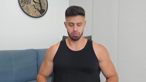 thiago_driussi online show from December 2024 02:02:02 AM