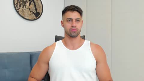 thiago_driussi online show from January 2025 04:52:02 AM