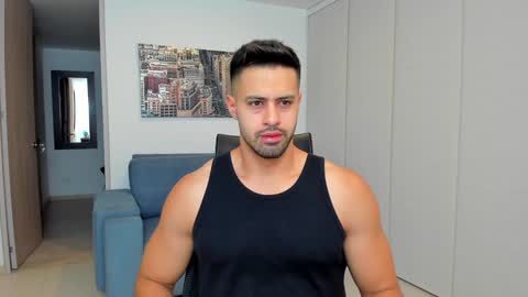 thiago_driussi online show from January 2025 08:14:01 AM