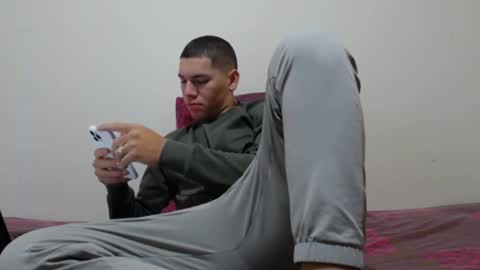 Thiago independent model online show from December 2024 11:45:02 AM