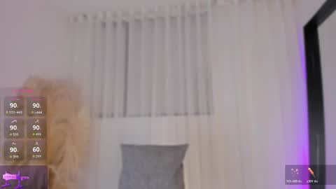 Snapshot of thiago_jones chatting on June 2026 01:18:01 AM SanThiago online show from June 2026 01:18:01 AM