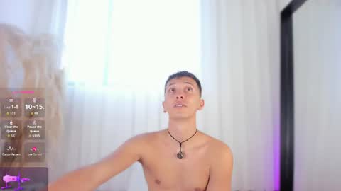 Snapshot of thiago_jones chatting on June 2026 05:34:02 PM SanThiago online show from June 2026 05:34:02 PM