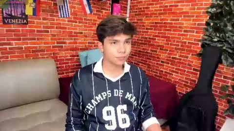 thiago online show from June 2026 12:17:01 PM
