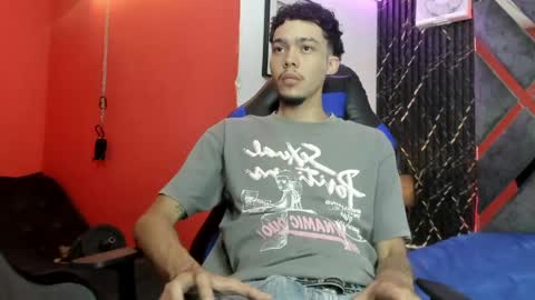 Snapshot of thiago_preston chatting on June 2026 07:39:01 PM Thiago online show from June 2026 07:39:01 PM