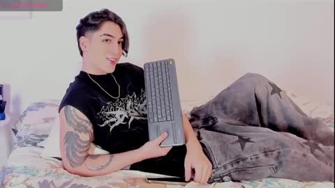 Thiago Winteer online show from May 2026 03:15:01 AM