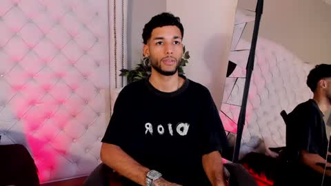 ThiagoFerreti online show from April 2026 01:56:01 AM