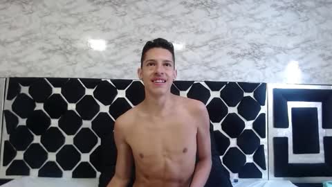 Thiago   online show from March 2026 03:38:01 PM