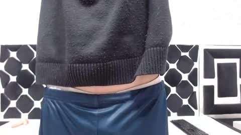 Thiago   online show from April 2026 09:39:33 PM