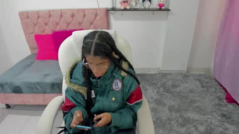 thianahorny online show from January 2026 11:57:02 AM