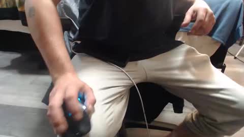 Snapshot of thicdic24 chatting on November 2025 09:46:02 PM thicdic24 online show from November 2025 09:46:02 PM