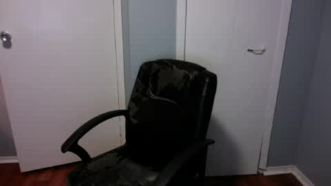Snapshot of thick_cutbacon07 chatting on June 2026 04:06:01 AM thick_cutbacon07 online show from June 2026 04:06:01 AM