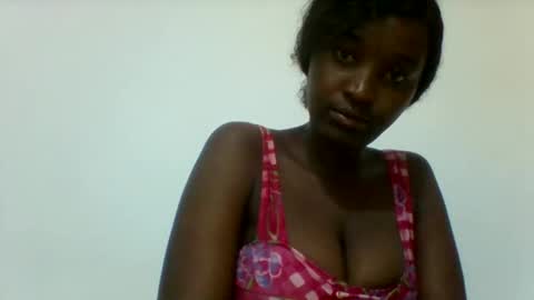 Snapshot of thick_eviey chatting on September 2025 01:13:01 PM love online show from September 2025 01:13:01 PM