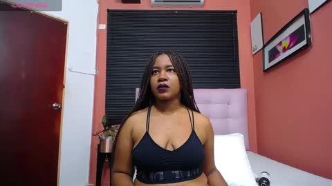 thickeebonyy online show from February 2025 07:56:02 PM