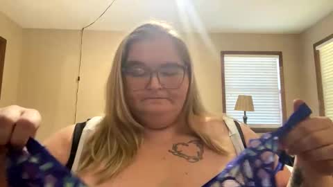 thickerthanasnicker4u online show from October 2025 08:39:02 PM