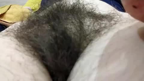 Snapshot of thickforest chatting on December 2024 04:39:01 PM MilkyChoco online show from December 2024 04:39:01 PM