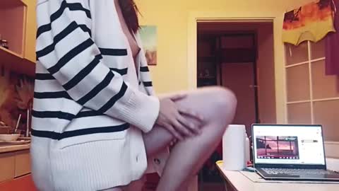 Snapshot of thickforest chatting on December 2024 02:36:02 PM MilkyChoco online show from December 2024 02:36:02 PM