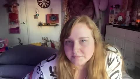 Ariel online show from March 2025 11:06:01 PM
