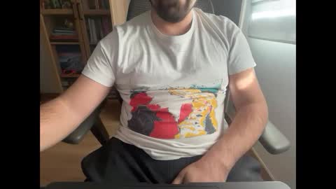 Snapshot of thickguybcn chatting on December 2025 12:32:01 PM ThickDickBCN online show from December 2025 12:32:01 PM