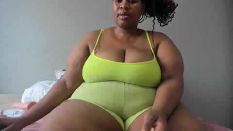 thickleeyanax online show from December 2024 07:06:02 AM
