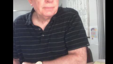 Snapshot of thickmelnik chatting on December 2024 01:35:02 PM James online show from December 2024 01:35:02 PM
