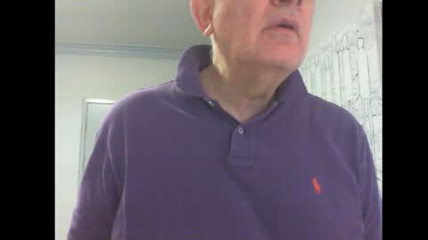 Snapshot of thickmelnik chatting on January 2025 10:56:01 PM James online show from January 2025 10:56:01 PM