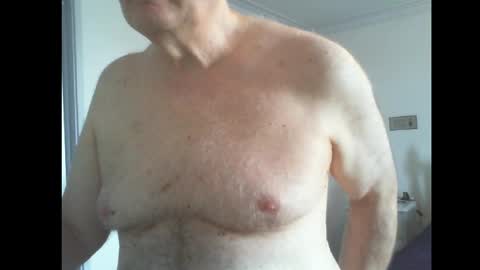 Snapshot of thickmelnik chatting on March 2025 11:04:02 PM James online show from March 2025 11:04:02 PM