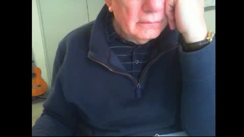 Snapshot of thickmelnik chatting on September 2025 03:01:01 PM James online show from September 2025 03:01:01 PM