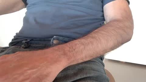 Snapshot of thickrum chatting on May 2026 03:40:02 PM Thickru online show from May 2026 03:40:02 PM