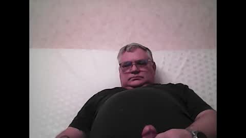 Thierrysymp online show from November 2025 05:25:01 PM