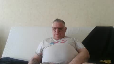 Thierrysymp online show from April 2026 04:11:02 PM