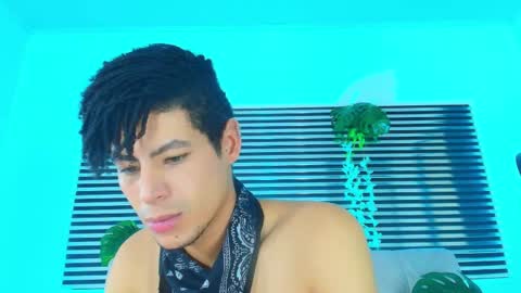 Thiago Saenzz online show from June 2026 09:49:01 PM