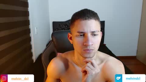 thin_tommy11 online show from December 2024 02:27:02 AM