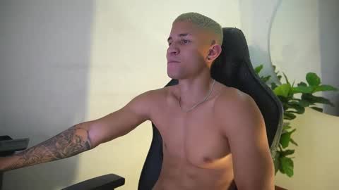 thin_tommy11 online show from February 2026 10:04:01 PM