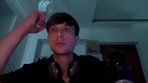 thinkkingg online show from October 2025 02:39:02 AM