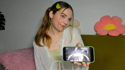 Amelia  shows on mondays fridays and sundays  if anything changes im giving updates on my fansly  online show from December 2024 04:29:02 PM