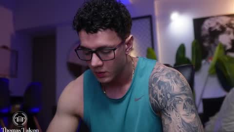 Thomas Falcon online show from January 2025 04:41:01 AM