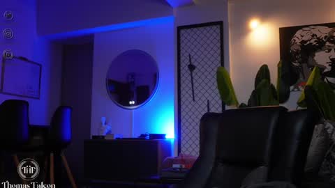 Thomas Falcon online show from January 2025 04:16:02 AM