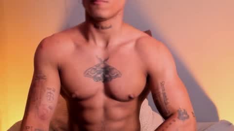 Snapshot of thomas_fit1 chatting on January 2025 03:58:02 AM Thomas 3 JUST STAY AND BE MY LAST LOVE online show from January 2025 03:58:02 AM