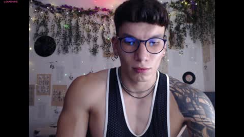 Thomas Grey online show from January 2025 03:08:01 AM