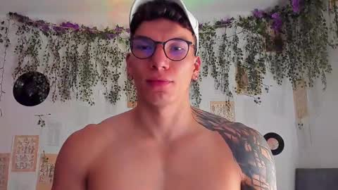 Thomas Grey online show from March 2025 10:26:02 AM