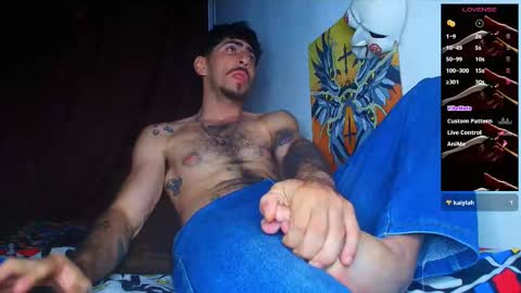 Snapshot of thomas_ks11 chatting on November 2025 02:45:02 AM thomas_ks11 online show from November 2025 02:45:02 AM