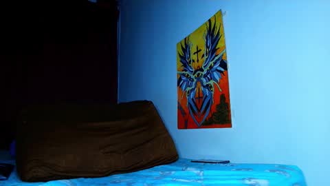 thomas_ks11 online show from December 2025 01:10:01 AM