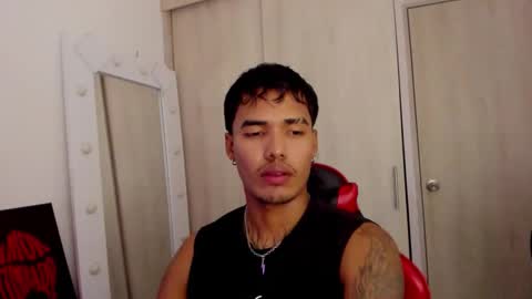 Snapshot of thomas_latin_boy chatting on February 2026 02:30:01 AM Thomas online show from February 2026 02:30:01 AM