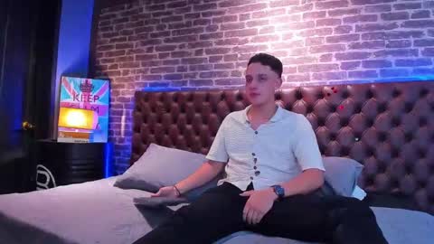 Snapshot of thomas_may4rs chatting on February 2025 04:03:01 AM ---Thomas--- online show from February 2025 04:03:01 AM