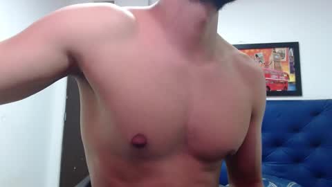 Snapshot of thomas_neuman chatting on February 2025 08:27:02 PM Thomas online show from February 2025 08:27:02 PM